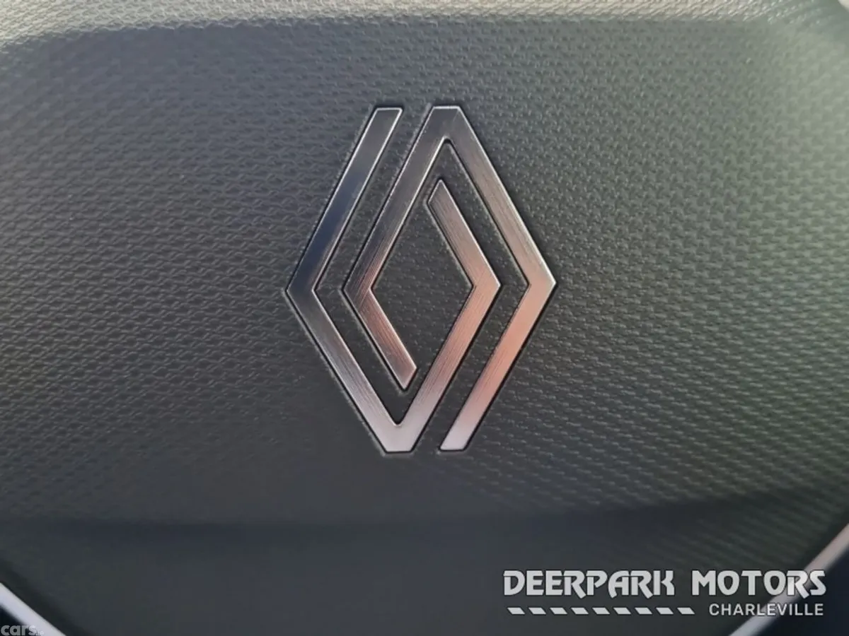Renault Symbioz Hatchback, Petrol Hybrid, 2026, White