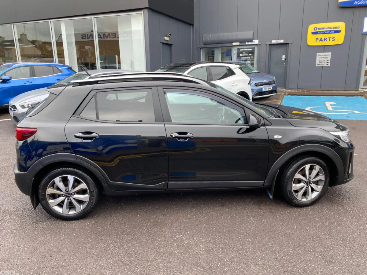 Kia Stonic Estate/Jeep, Petrol, 2023, Black