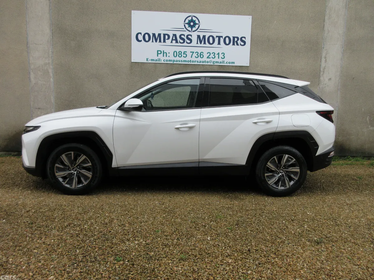 Hyundai Tucson SUV, Petrol Hybrid, 2022, White