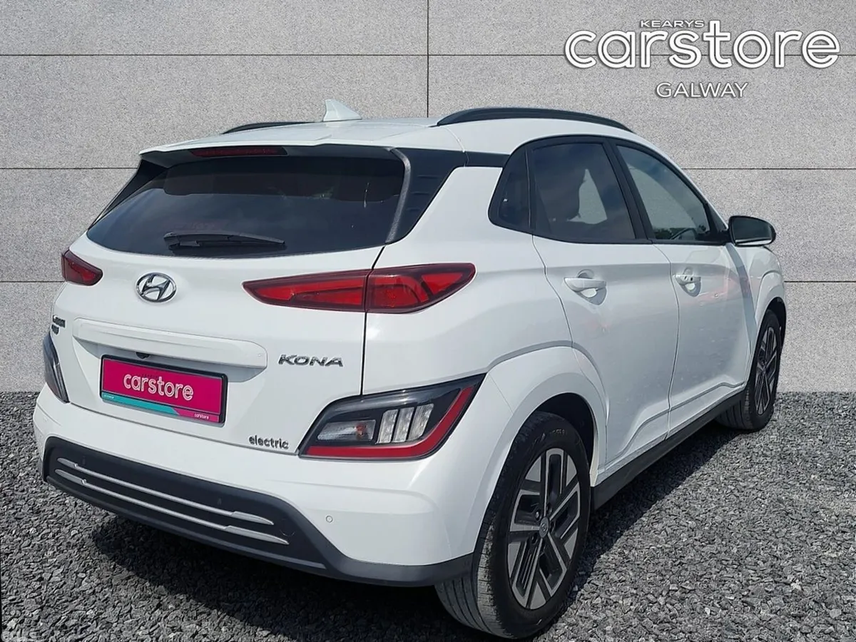 Hyundai KONA Hatchback, Electric, 2023, White