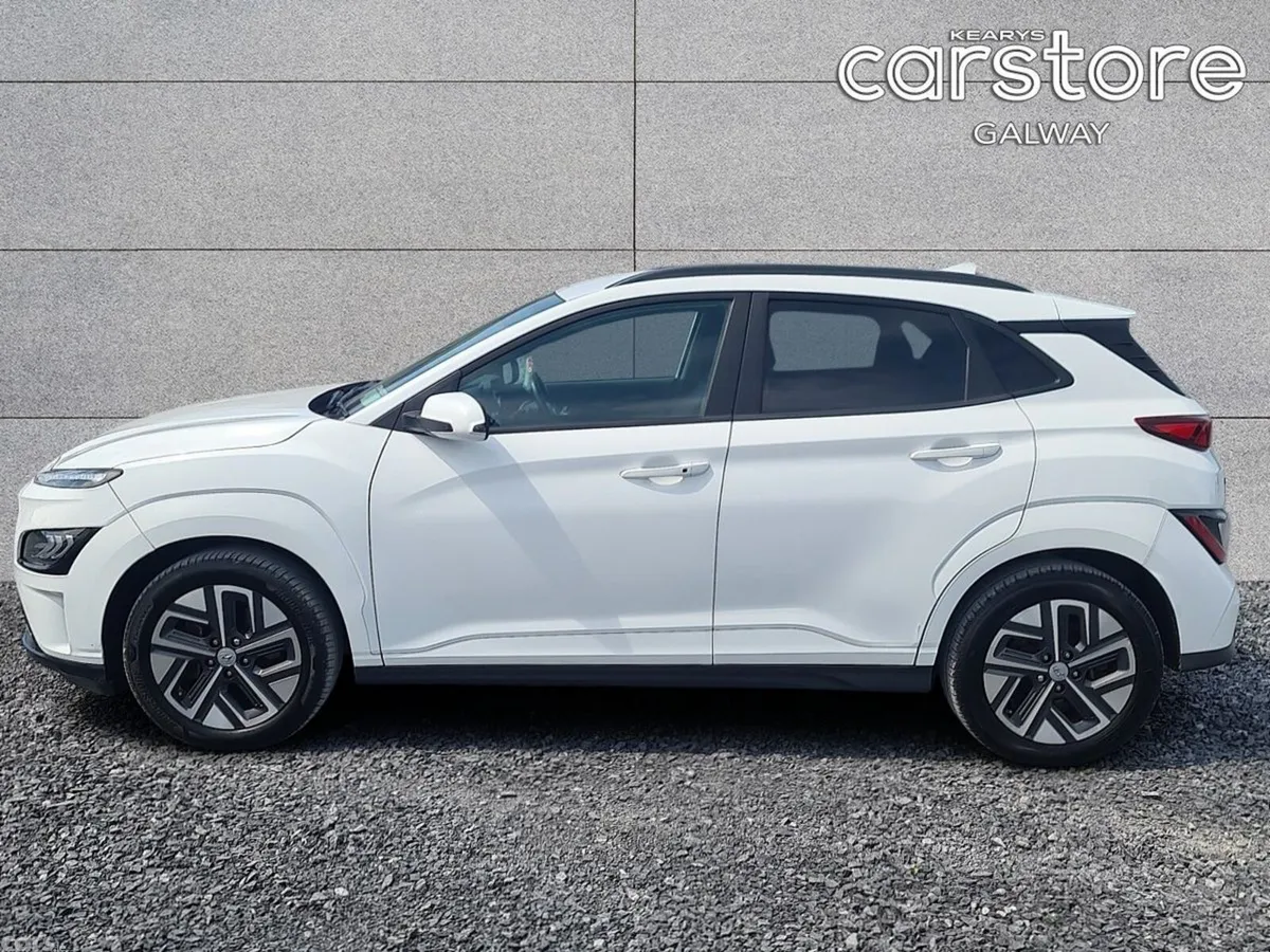 Hyundai KONA Hatchback, Electric, 2023, White