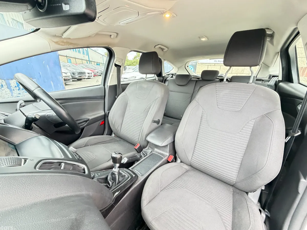 Ford Focus Hatchback, Diesel, 2017, Silver