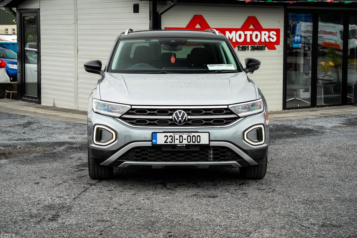 Volkswagen T-Roc SUV, Diesel, 2023, Silver
