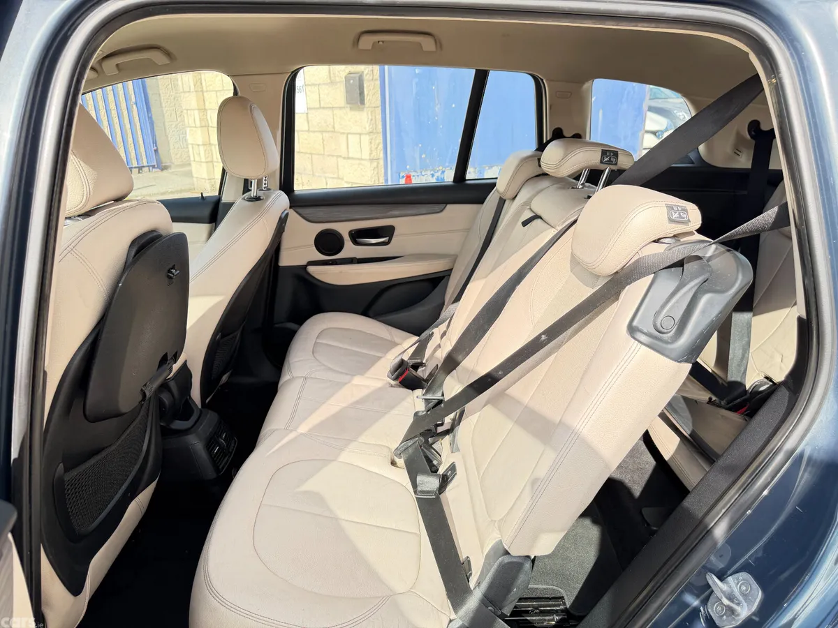 BMW 2-Series Estate/Jeep, Diesel, 2016, Grey