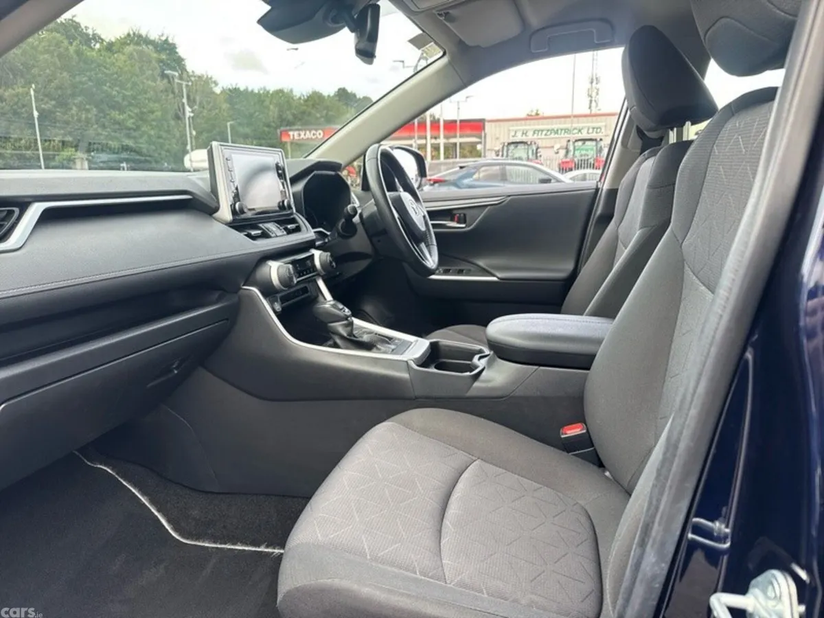 Toyota RAV4 SUV, Petrol Hybrid, 2022, Blue