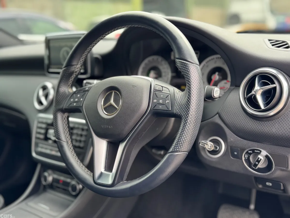 Mercedes-Benz A-Class Hatchback, Petrol, 2014, Black