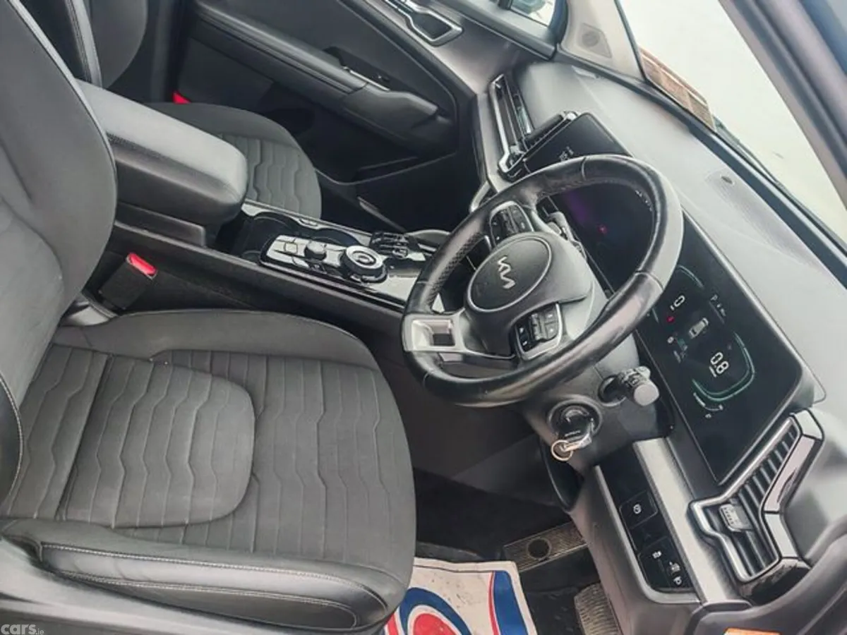 Kia Sportage MPV, Diesel Hybrid, 2022, Grey