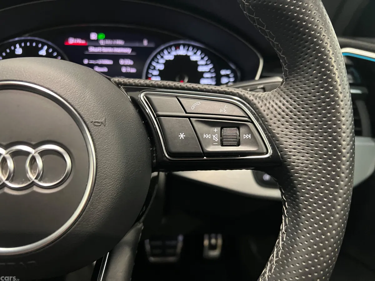 Audi A4 Saloon, Diesel, 2022, Grey