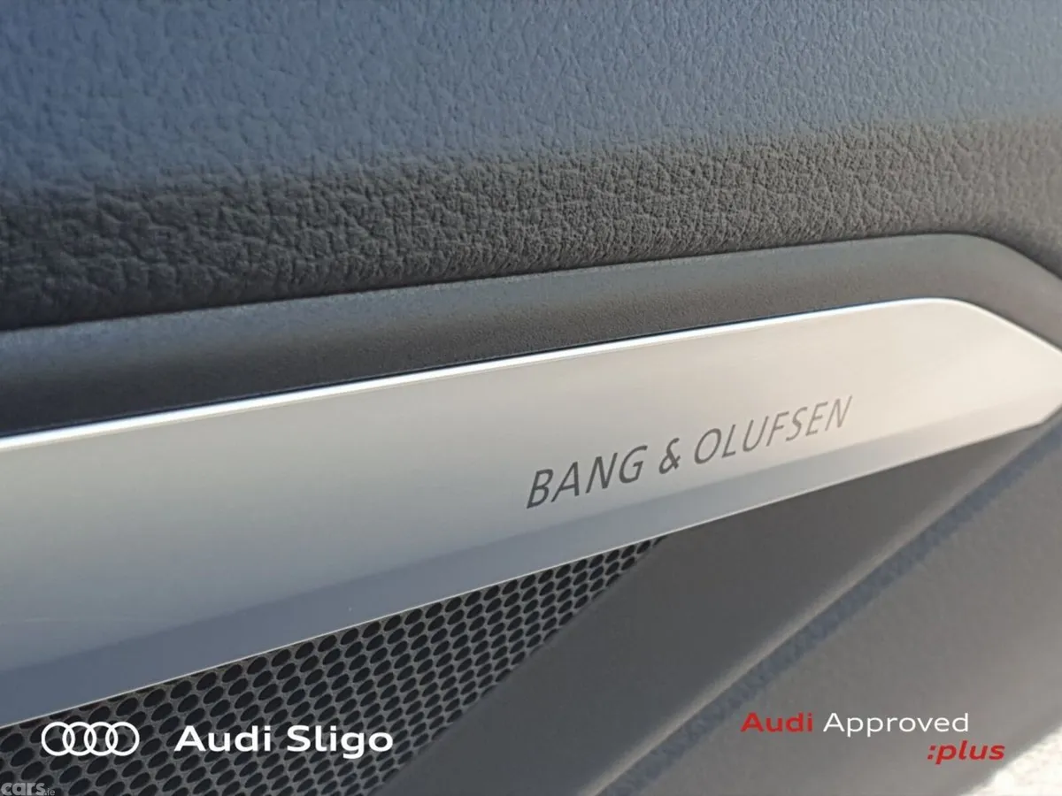 Audi Q8 e-tron Estate, Electric, 2024, Blue