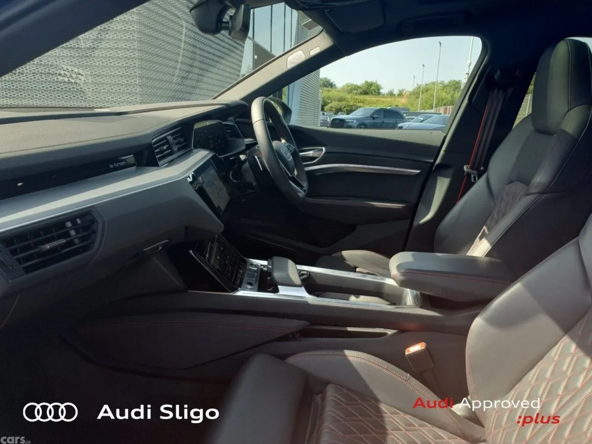 Audi Q8 e-tron Estate, Electric, 2024, Blue