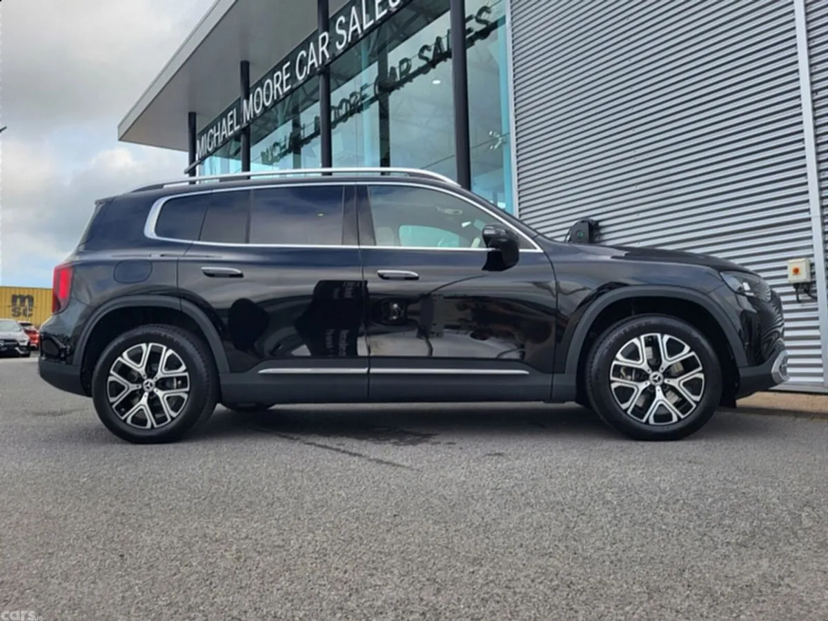 Mercedes-Benz GLB SUV, Electric, 2027, Black
