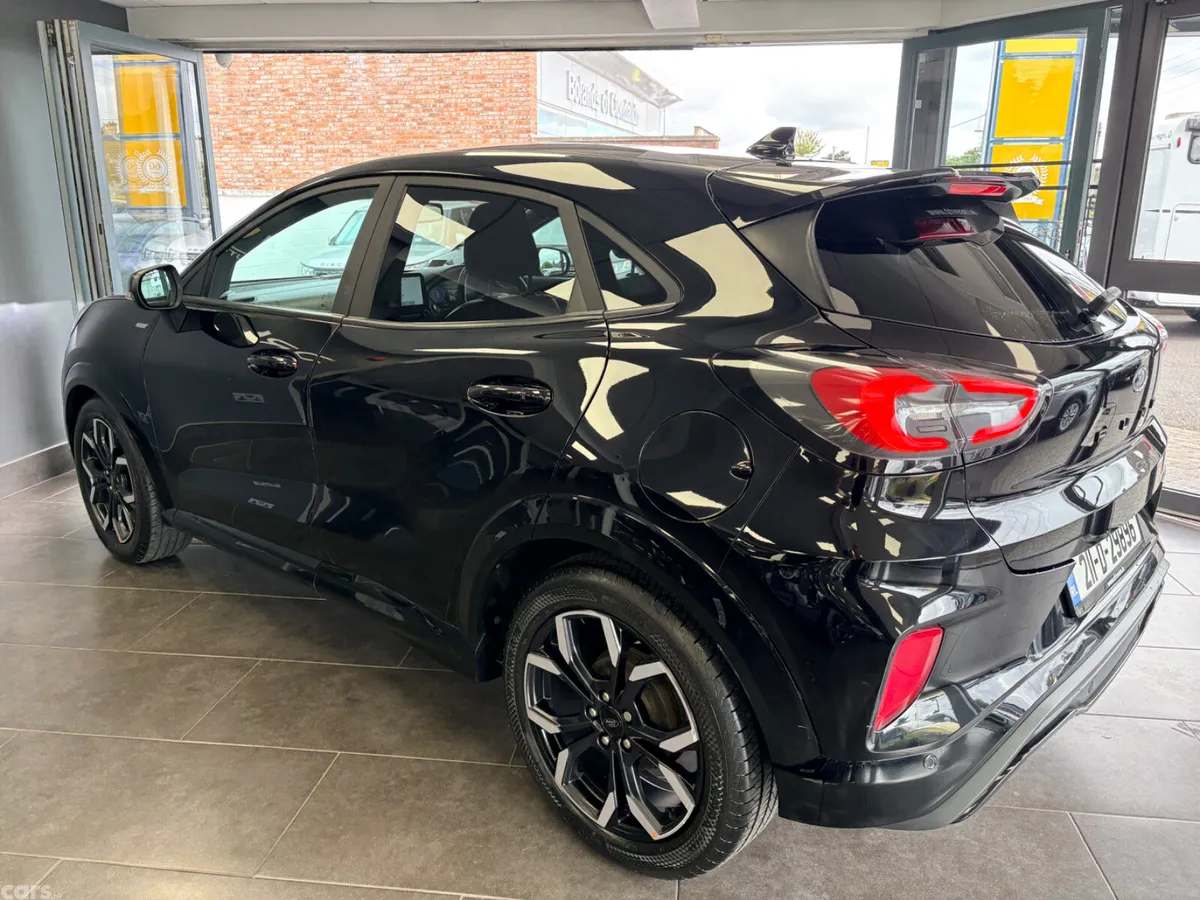 Ford Puma MPV, Petrol, 2021, Black