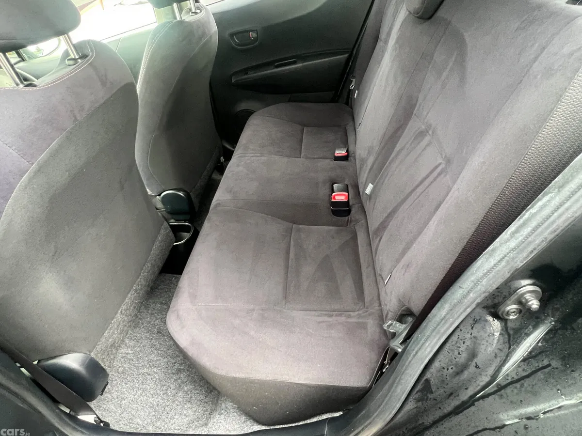 Toyota Vitz Hatchback, Petrol, 2014, Black