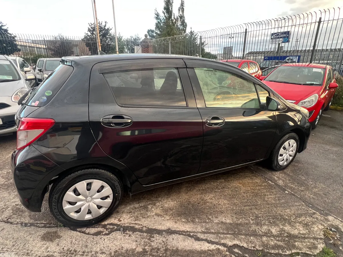 Toyota Vitz Hatchback, Petrol, 2014, Black