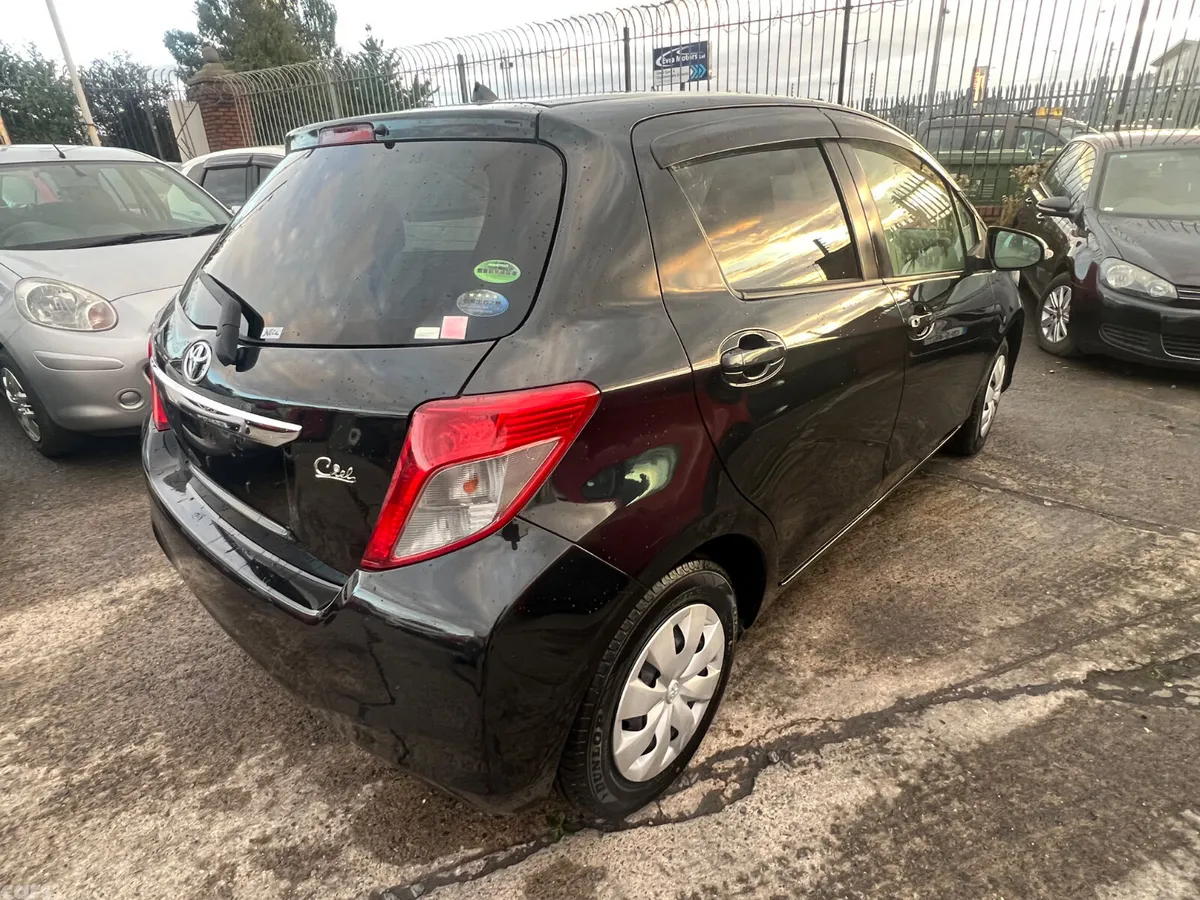 Toyota Vitz Hatchback, Petrol, 2014, Black