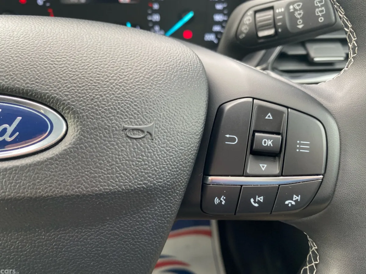 Ford Puma MPV, Petrol, 2023, Grey