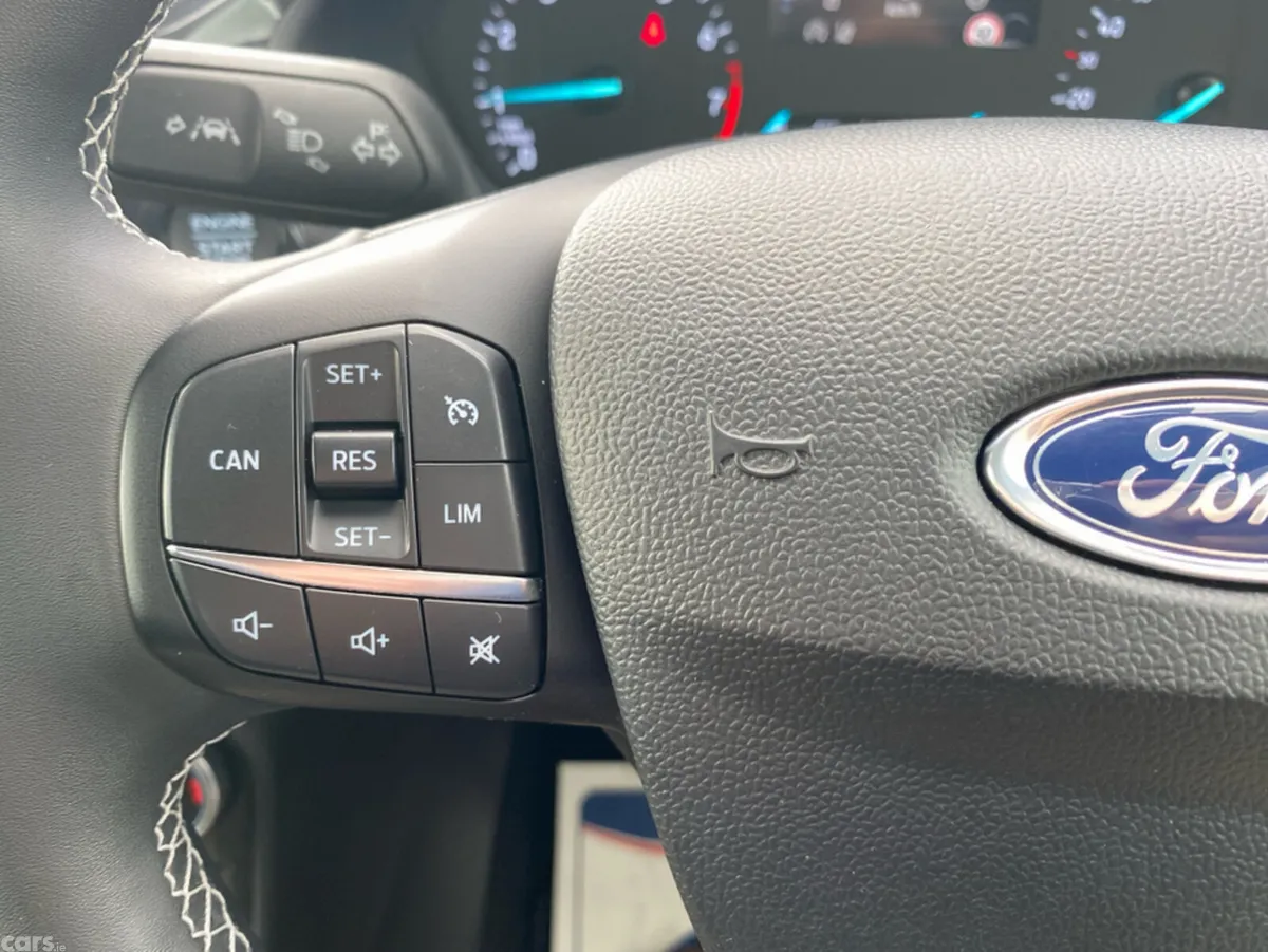Ford Puma MPV, Petrol, 2023, Grey