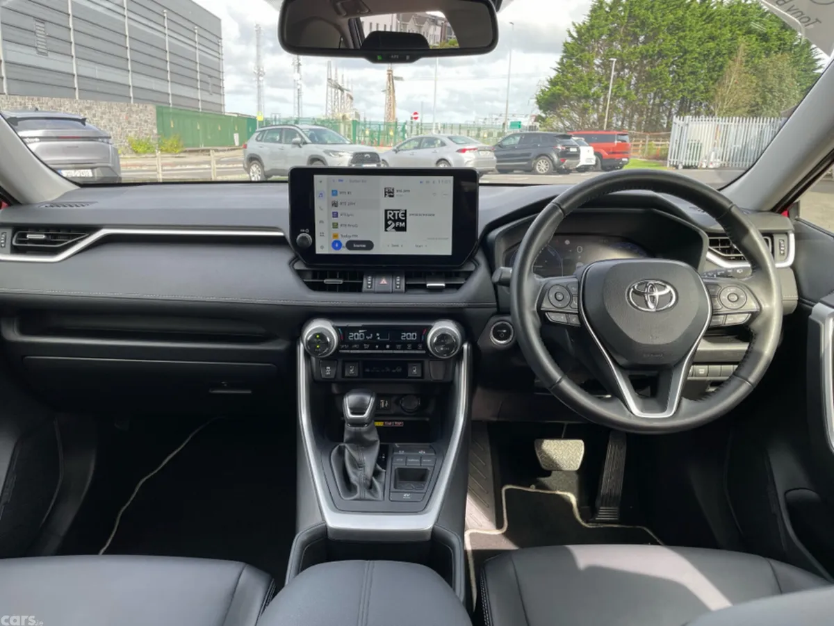 Toyota RAV4 SUV, Petrol Hybrid, 2024, Red