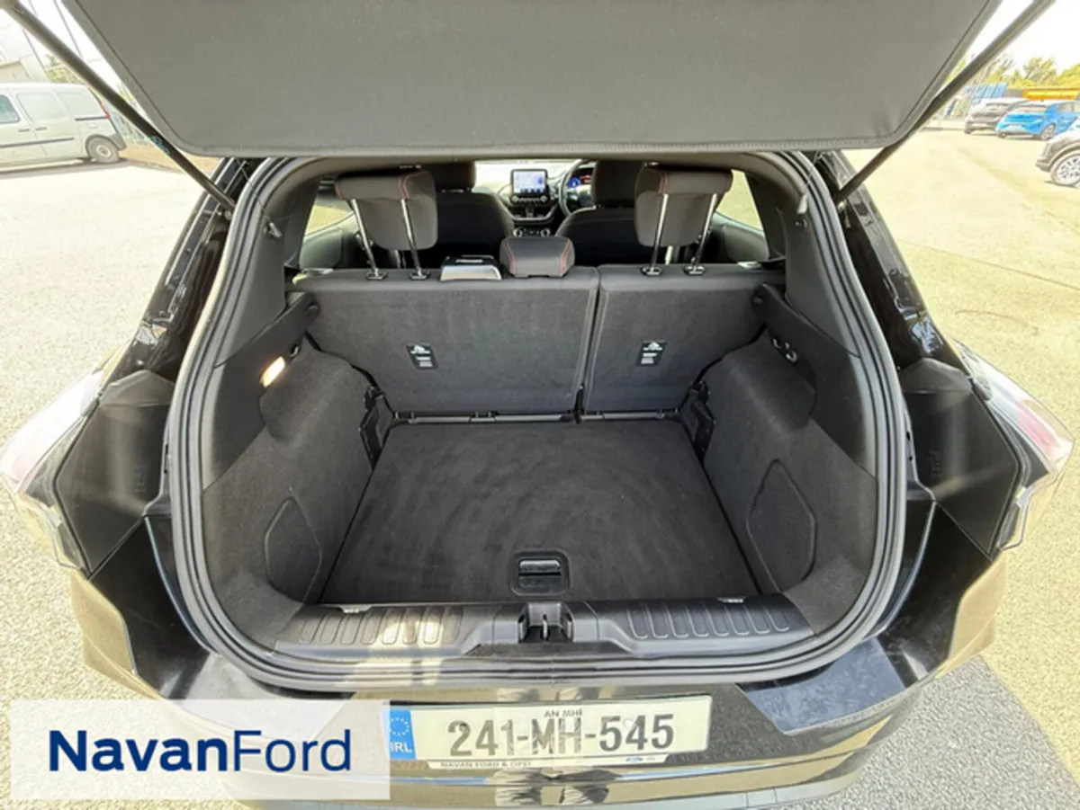 Ford Puma SUV, Petrol Hybrid, 2024, Black