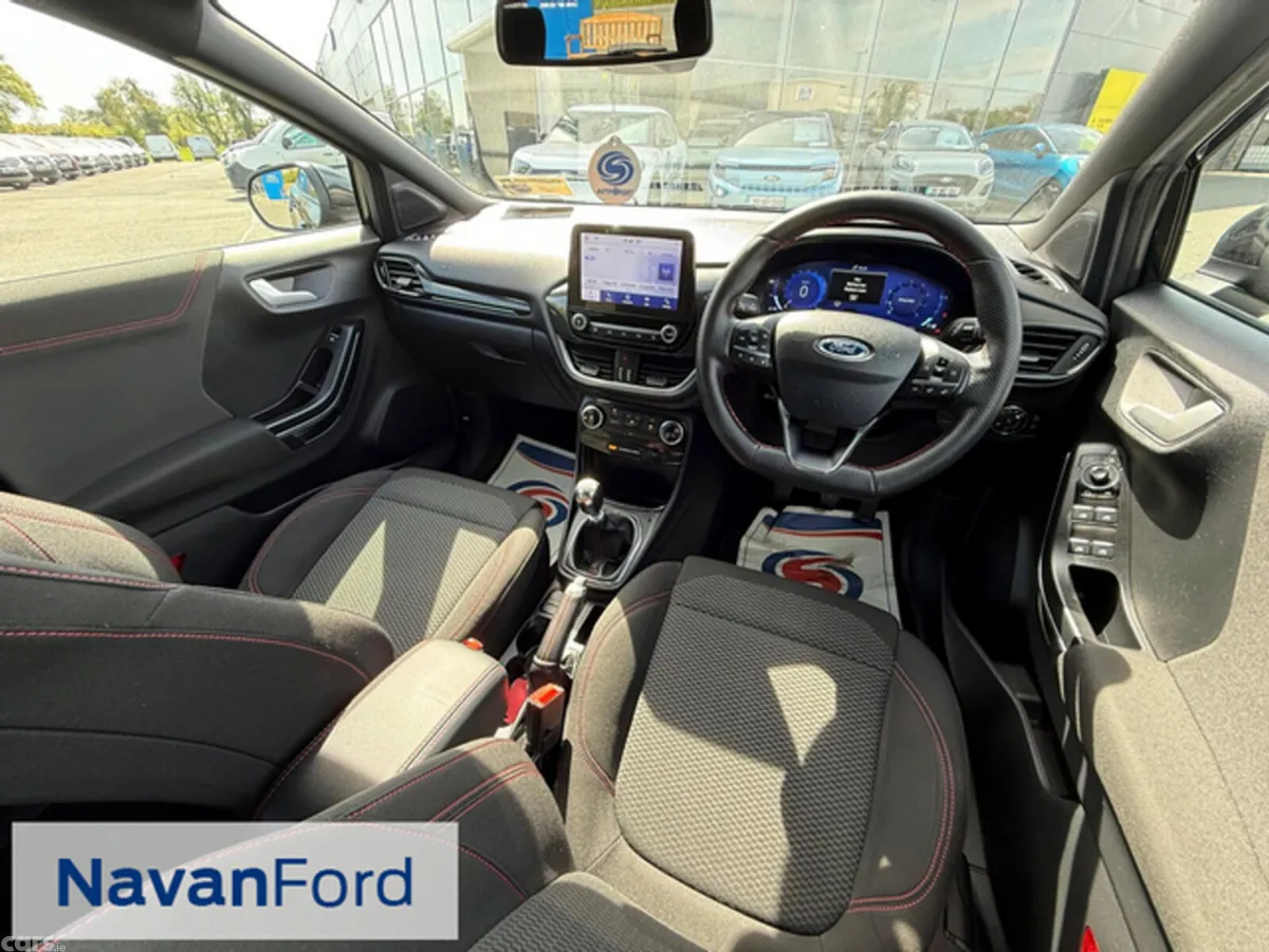 Ford Puma SUV, Petrol Hybrid, 2024, Black