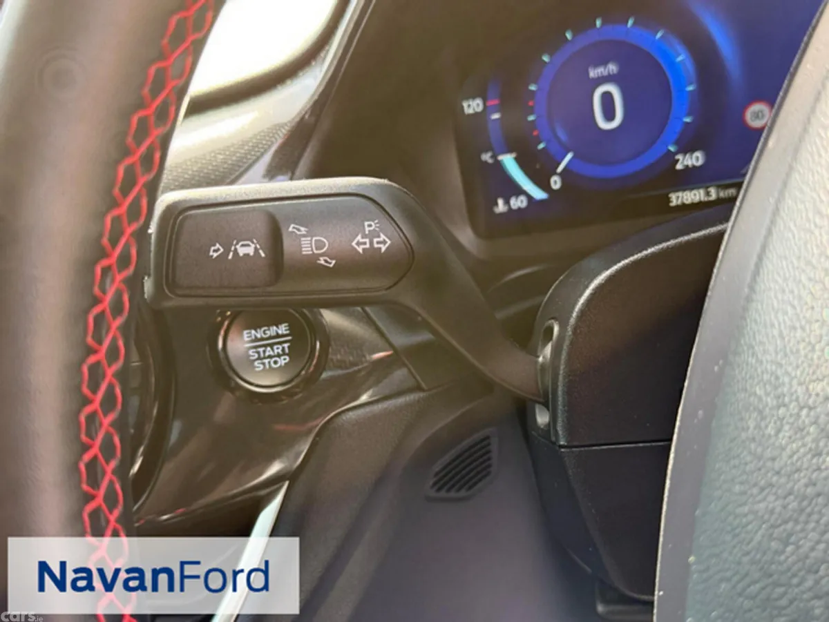 Ford Puma SUV, Petrol Hybrid, 2024, Black