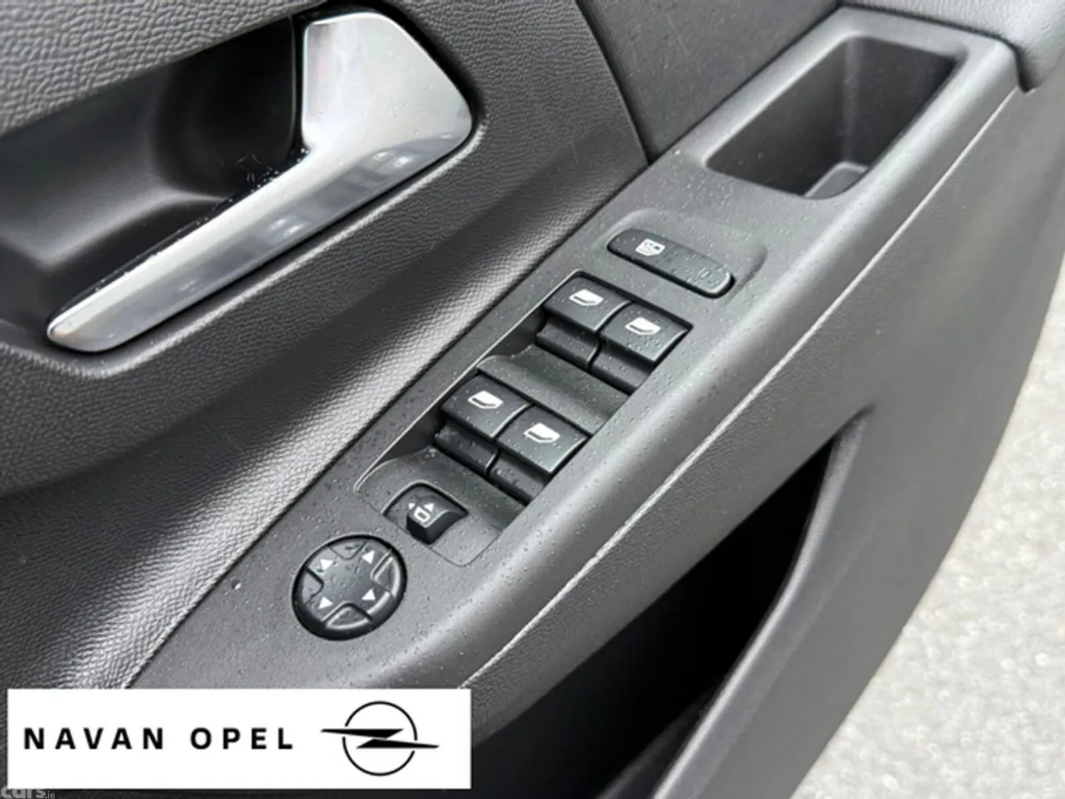 Opel Corsa Hatchback, Petrol, 2024, White