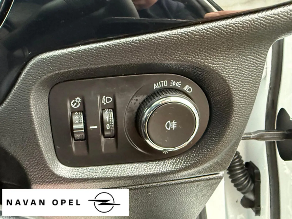 Opel Corsa Hatchback, Petrol, 2024, White