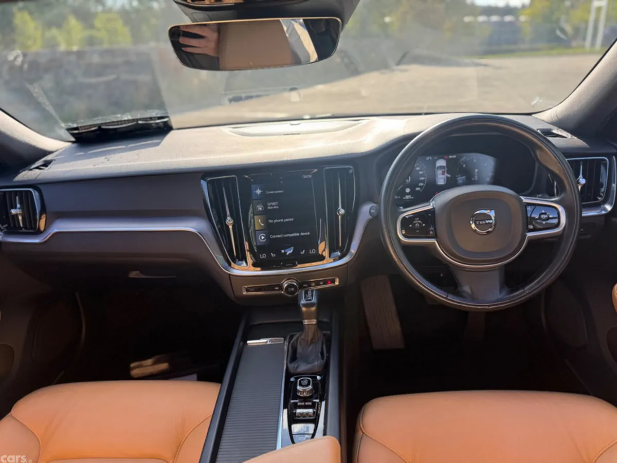 Volvo V60 Estate, Diesel, 2019, Black