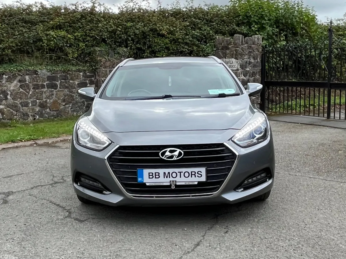 Hyundai i40 Estate, Diesel, 2018, Silver
