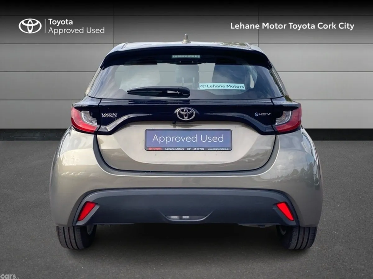 Toyota Yaris Hatchback, Petrol Hybrid, 2024, Bronze