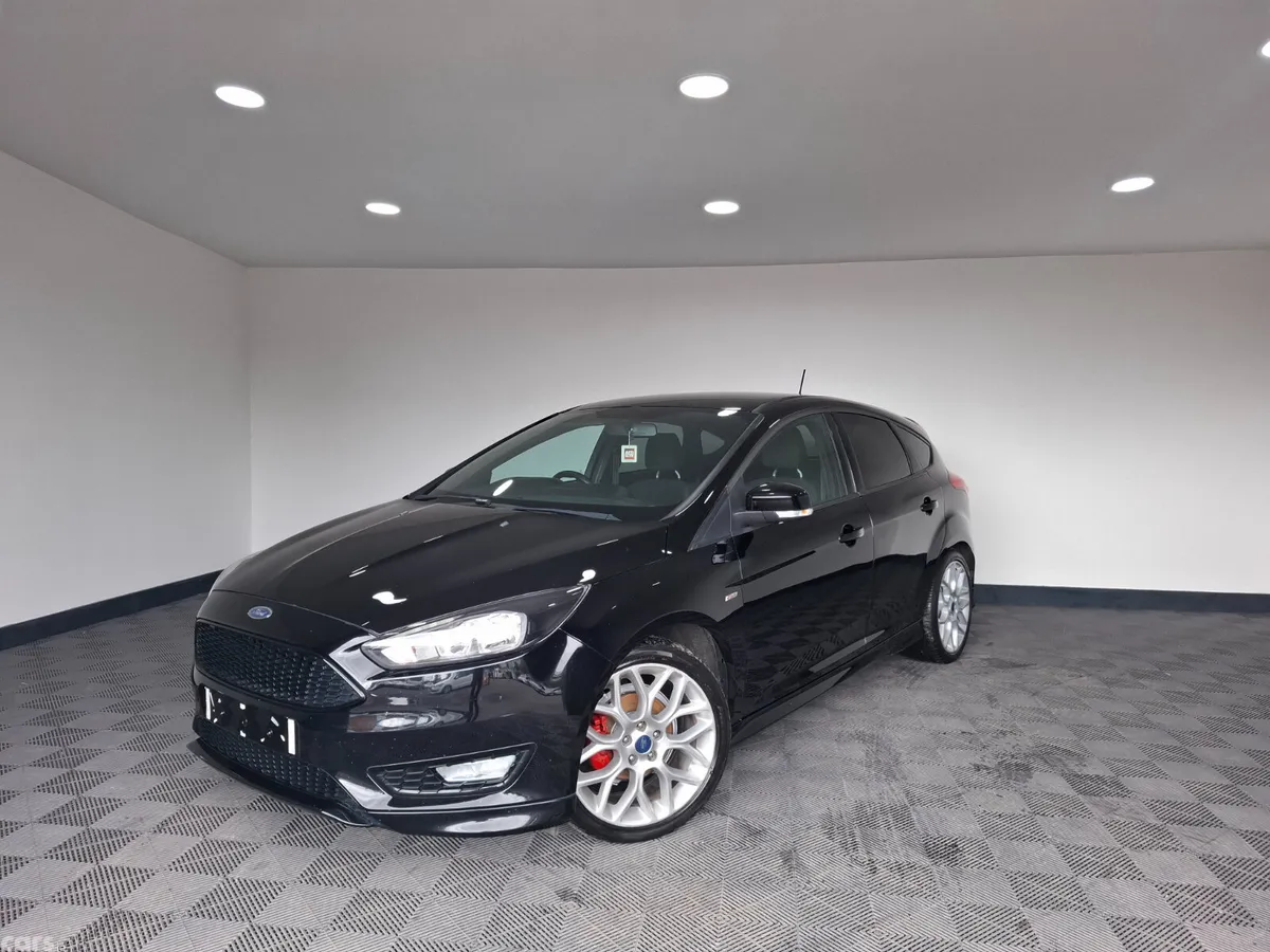 Ford Focus Hatchback, Diesel, 2017, Black