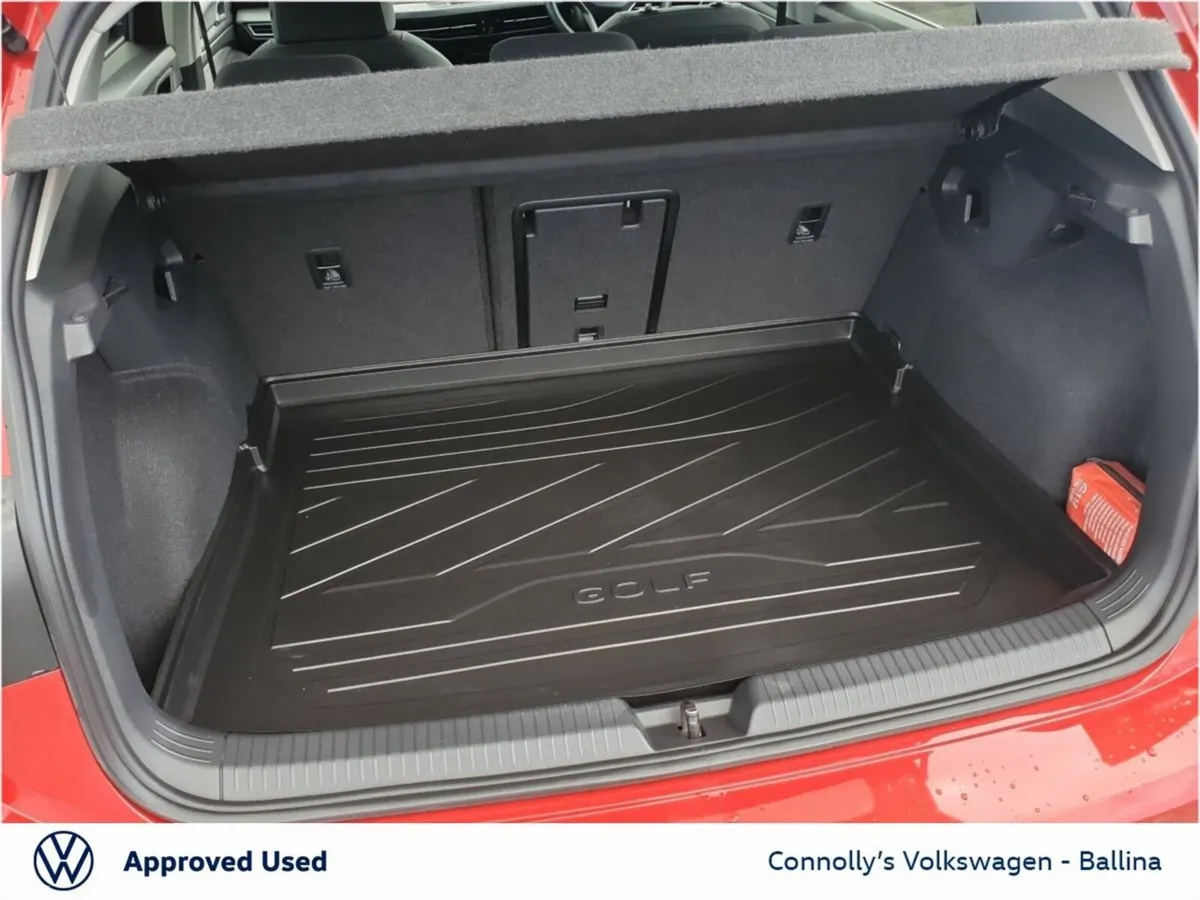 Volkswagen Golf Hatchback, Diesel, 2024, Red