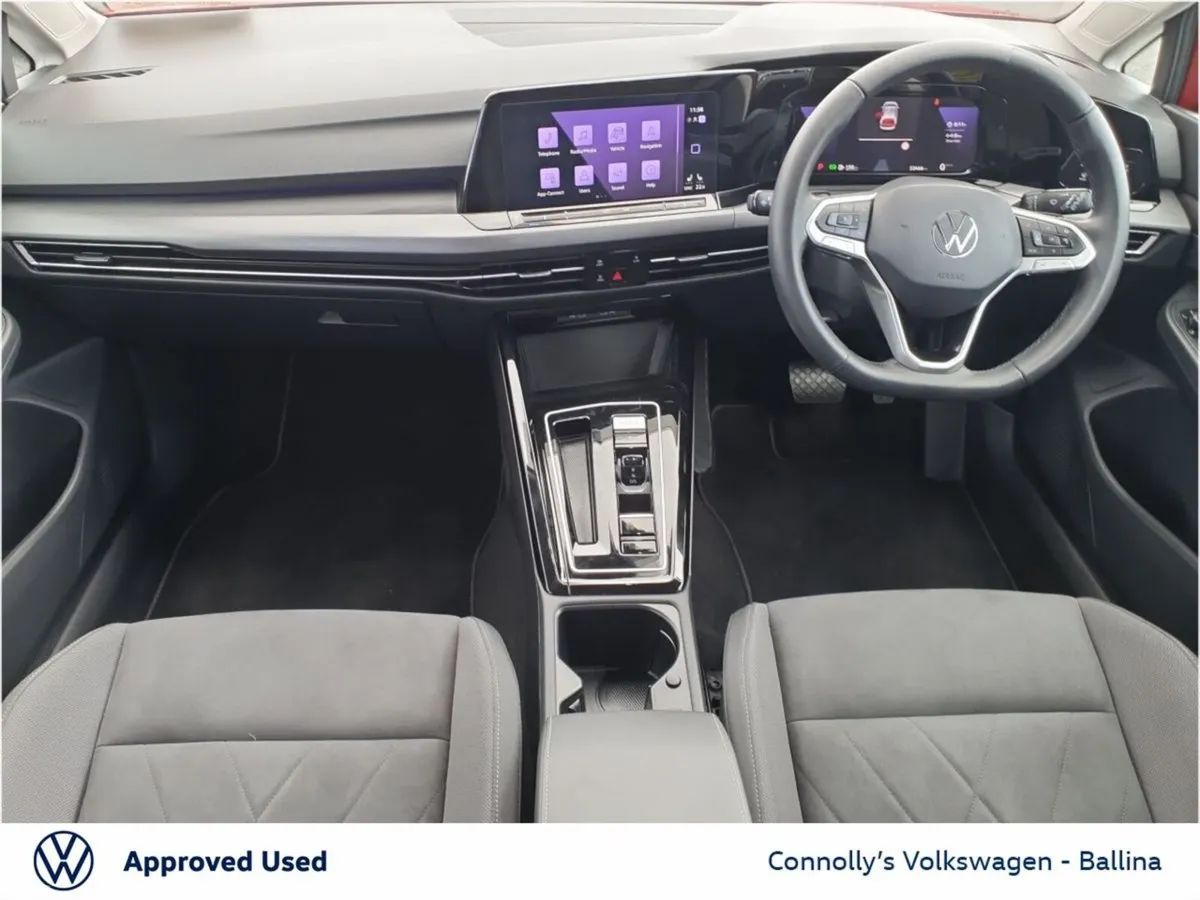 Volkswagen Golf Hatchback, Diesel, 2024, Red