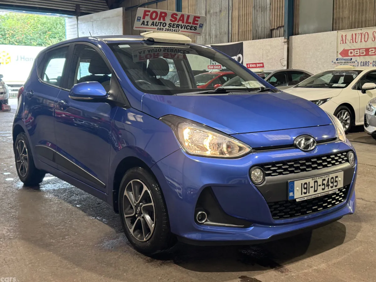 Hyundai i10 Hatchback, Petrol, 2019, Blue