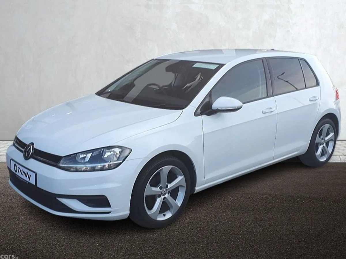 Volkswagen Golf Hatchback, Petrol, 2018, White
