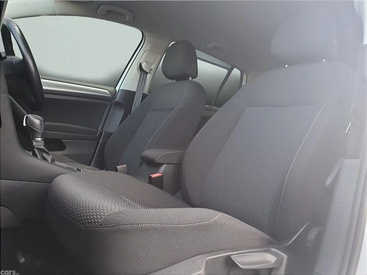 Volkswagen Golf Hatchback, Petrol, 2018, White
