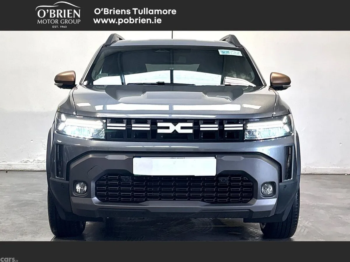Dacia Duster SUV, Petrol Hybrid, 2026, Grey