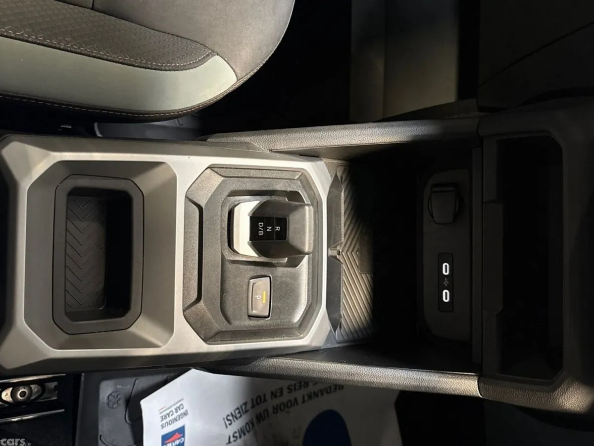 Dacia Duster SUV, Petrol Hybrid, 2026, Grey