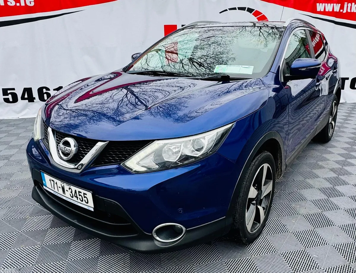 Nissan Qashqai SUV, Diesel, 2017, Blue