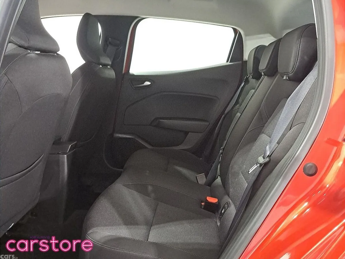 Renault Clio Hatchback, Petrol, 2022, Red