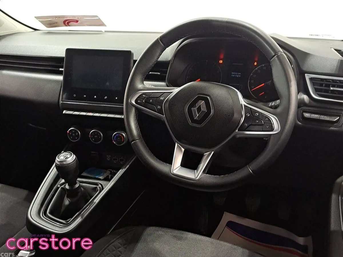 Renault Clio Hatchback, Petrol, 2022, Red