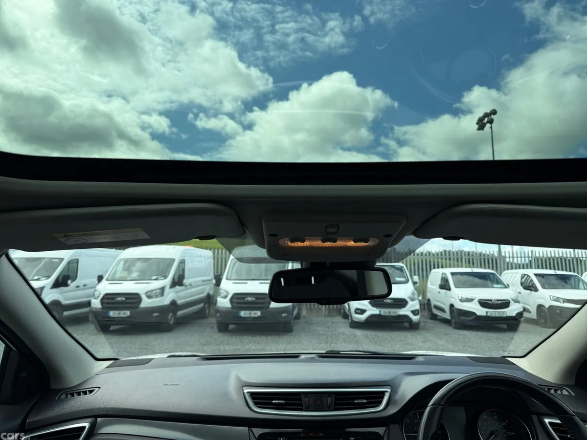 Nissan Qashqai SUV, Diesel, 2019, Blue