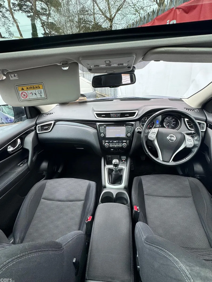 Nissan Qashqai SUV, Diesel, 2017, Blue