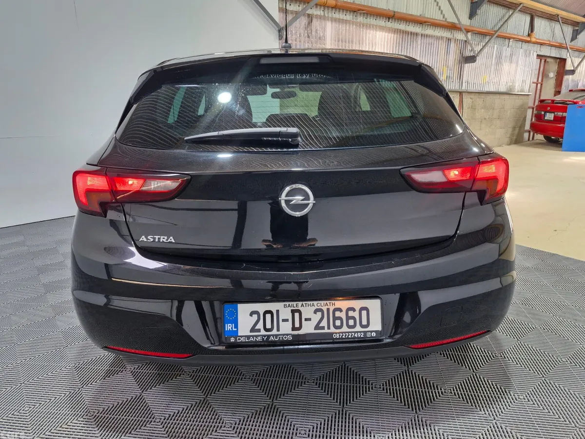 Opel Astra Hatchback, Diesel, 2020, Black