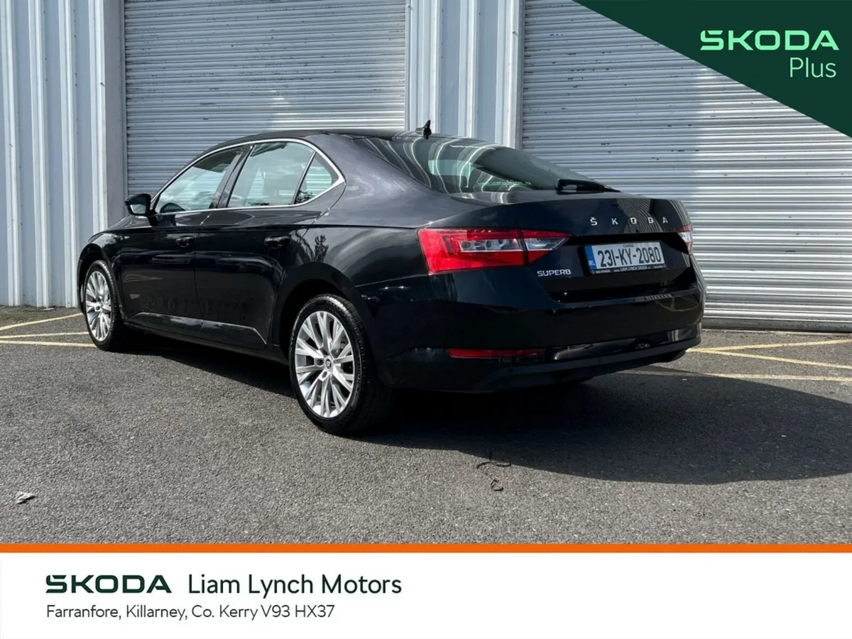 Skoda Superb Saloon, Diesel, 2023, Black