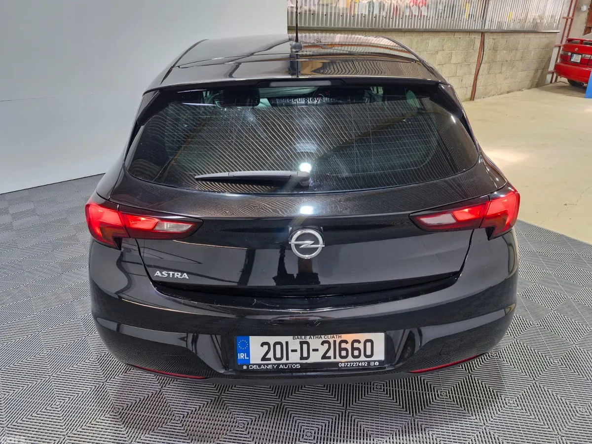 Opel Astra Hatchback, Diesel, 2020, Black