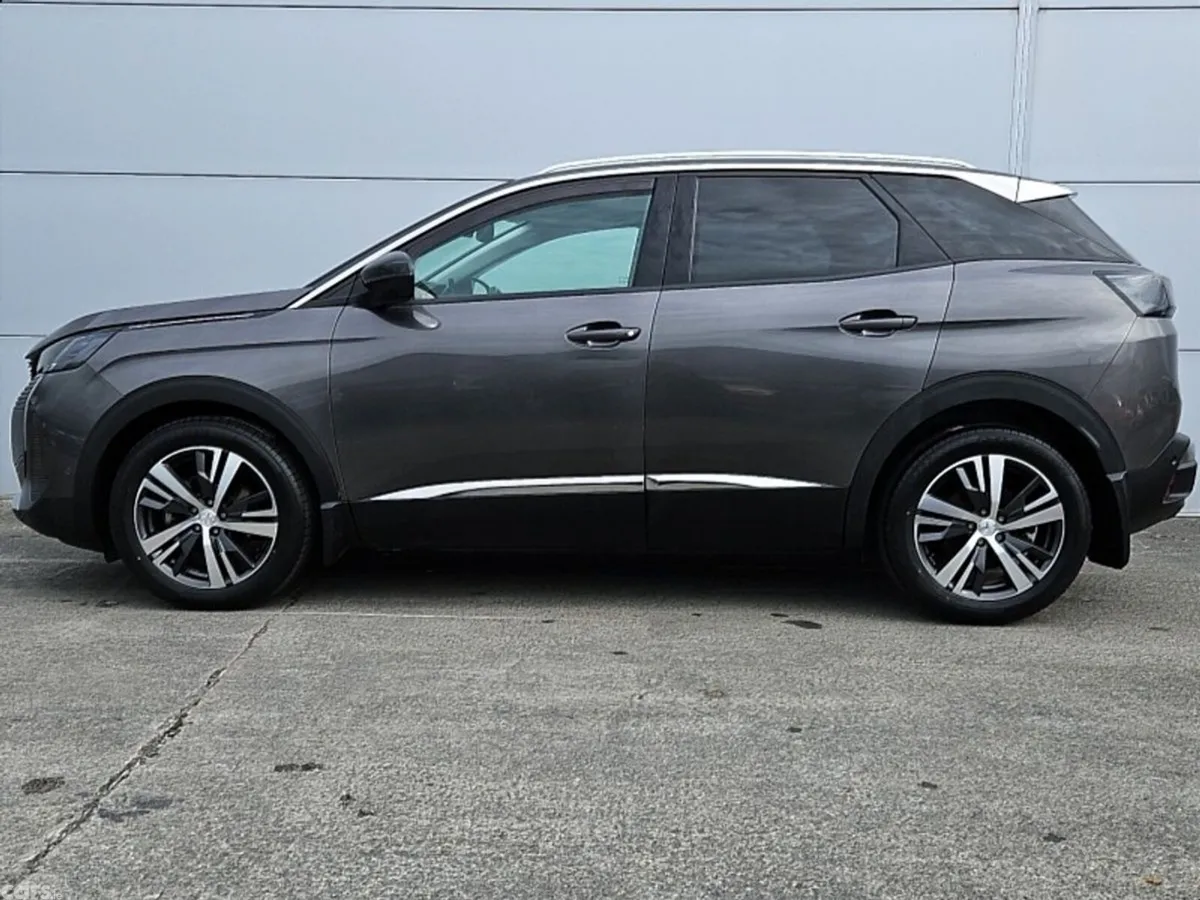 Peugeot 3008 MPV, Diesel, 2022, Grey