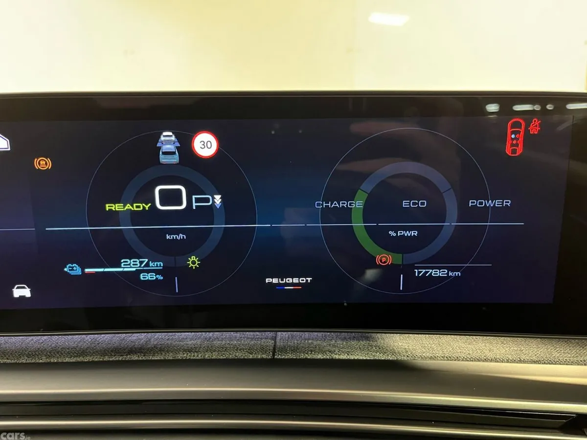 Peugeot 3008 SUV, Electric, 2025, Grey