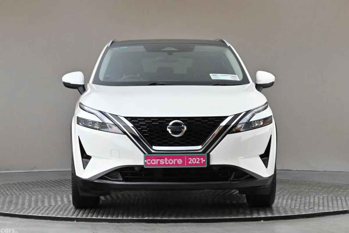 Nissan Qashqai SUV, Petrol Hybrid, 2021, White