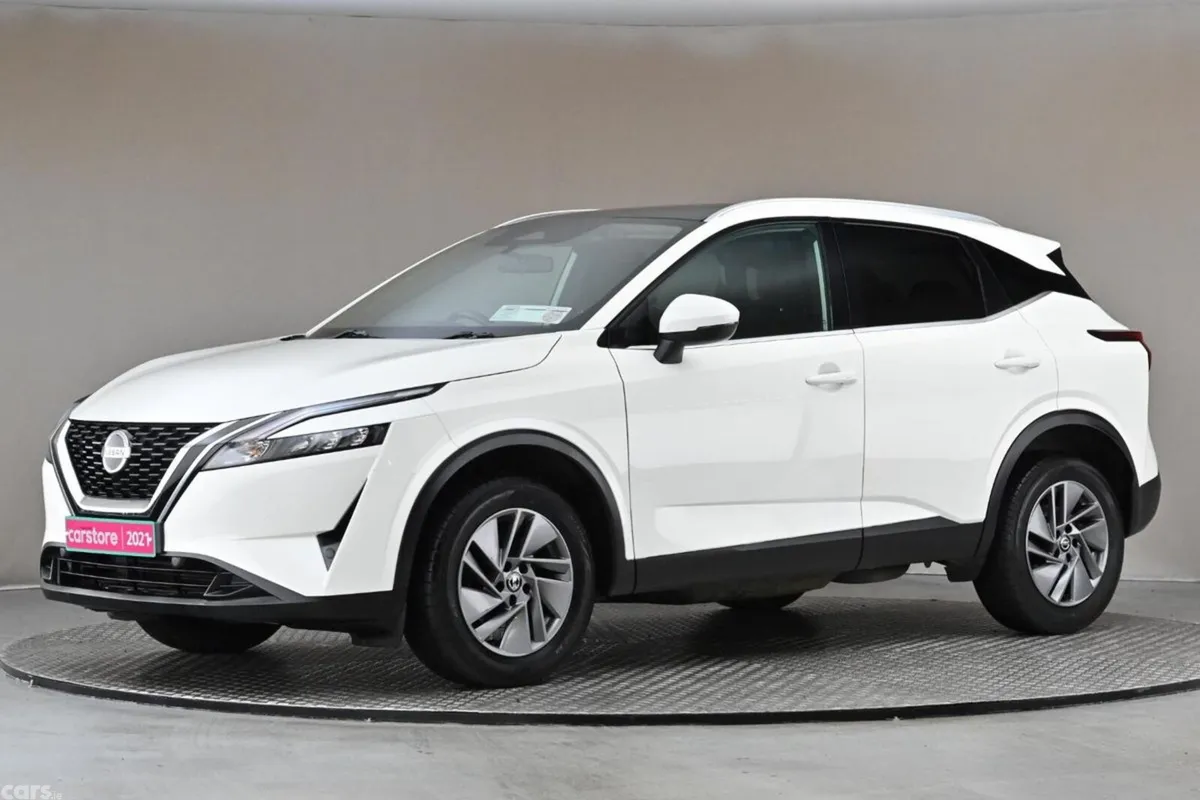 Nissan Qashqai SUV, Petrol Hybrid, 2021, White